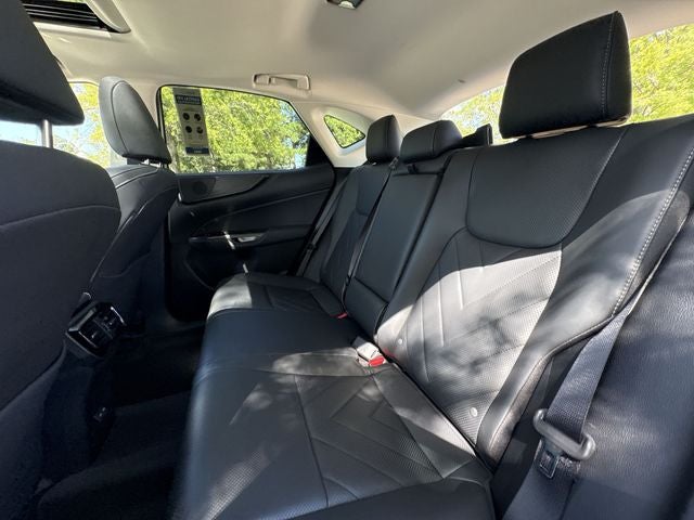 2024 Lexus NX 450h+ Luxury