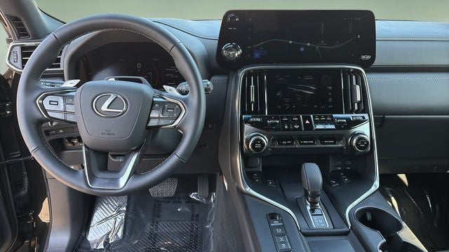 2025 Lexus LX 700h Overtrail