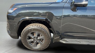 2025 Lexus LX 700h Overtrail