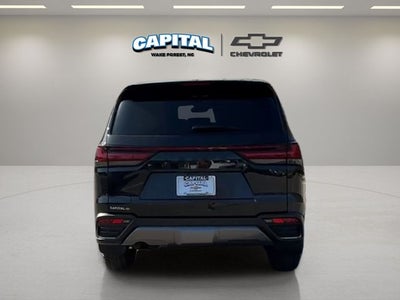 2025 Lexus LX 700h Overtrail