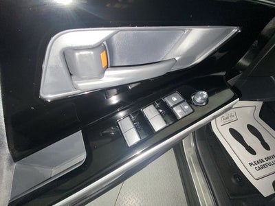 2025 Subaru Solterra Premium