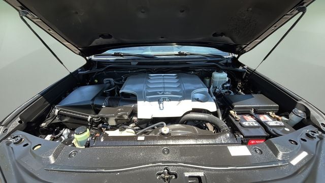 2017 Toyota Land Cruiser Base