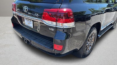 2017 Toyota Land Cruiser Base