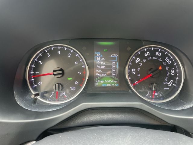 2020 Toyota RAV4 LE