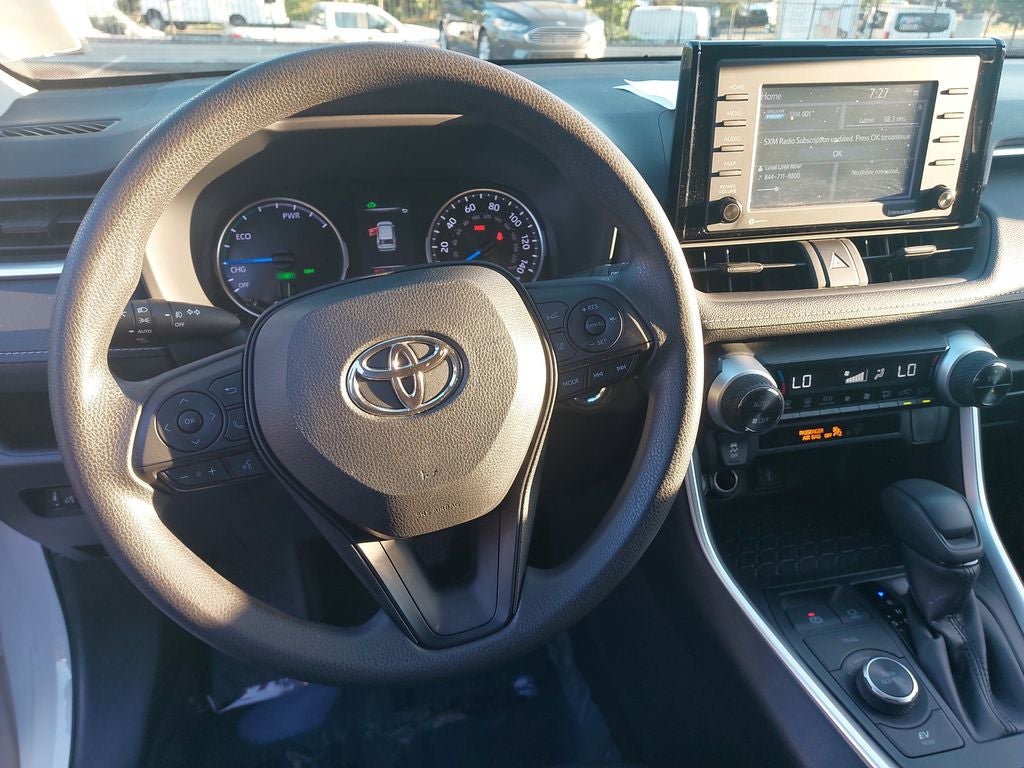 2021 Toyota RAV4 Hybrid XLE