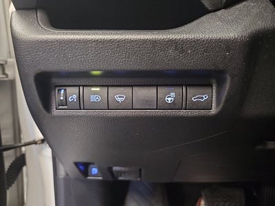 2020 Toyota RAV4 Hybrid XLE