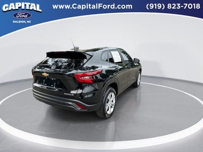 2025 Chevrolet Trax LS