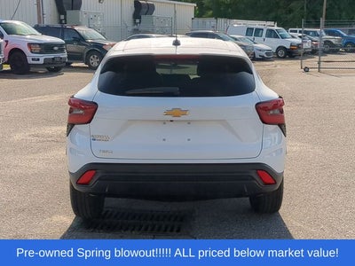 2025 Chevrolet Trax LS