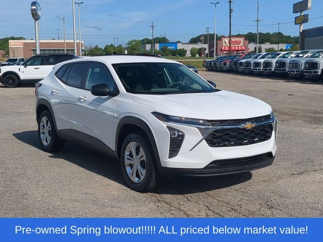 2025 Chevrolet Trax LS