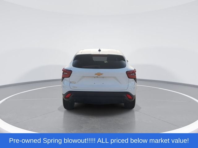 2025 Chevrolet Trax LS