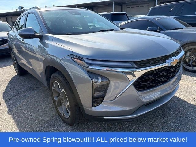 2024 Chevrolet Trax LT