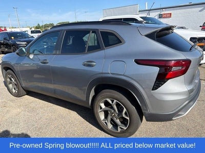2024 Chevrolet Trax LT
