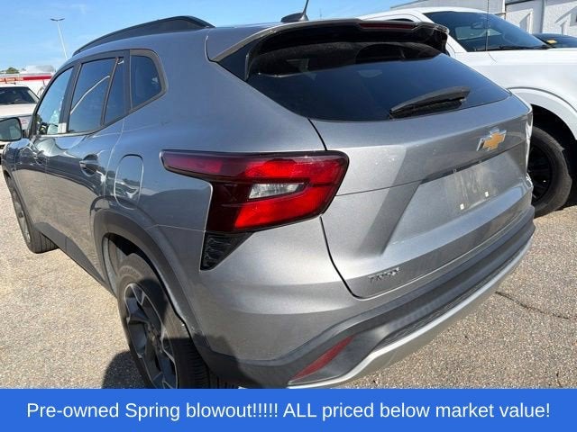 2024 Chevrolet Trax LT