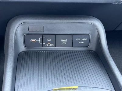 2027 Hyundai Kona SE