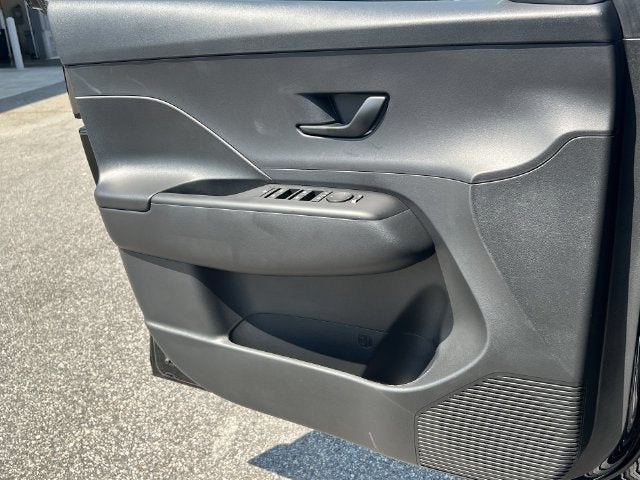 2027 Hyundai Kona SE