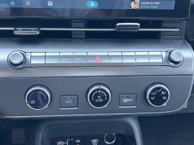 2027 Hyundai Kona SE