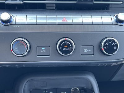 2027 Hyundai Kona SE
