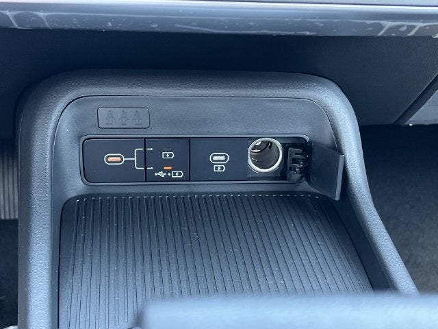 2027 Hyundai Kona SE