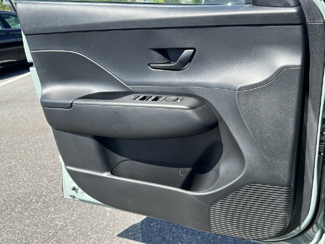 2027 Hyundai Kona SE