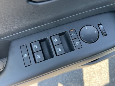 2027 Hyundai Kona SE