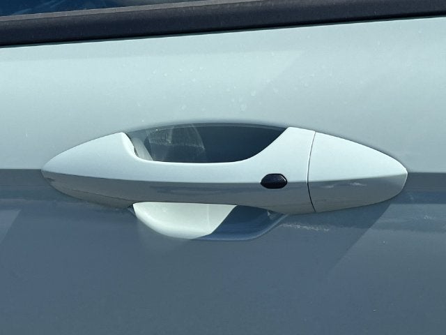 2027 Hyundai Kona SE