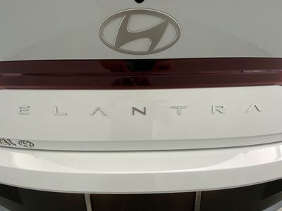 2026 Hyundai Elantra SE