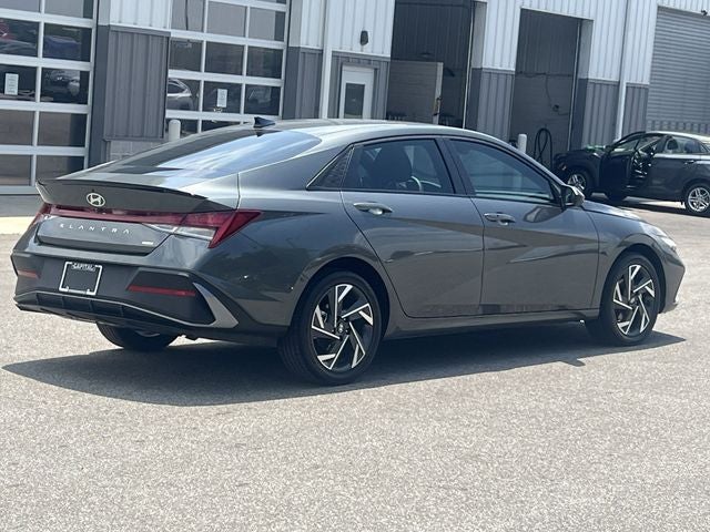 2025 Hyundai Elantra Hybrid SEL Sport