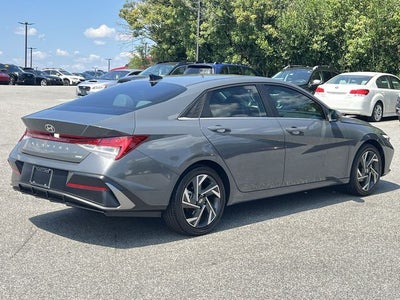 2025 Hyundai Elantra Hybrid Limited