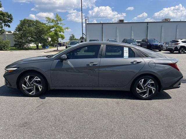 2025 Hyundai Elantra Hybrid Limited