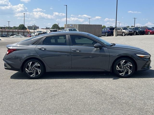 2025 Hyundai Elantra Hybrid Limited