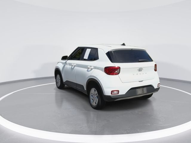 2022 Hyundai Venue SE