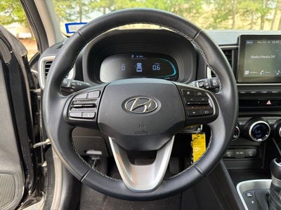 2023 Hyundai Venue SEL