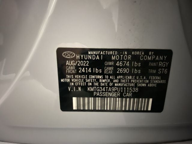 2023 Genesis G70 2.0T