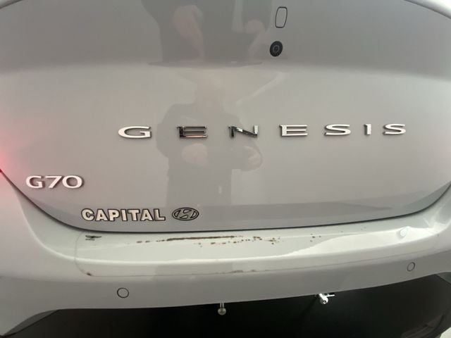 2023 Genesis G70 2.0T