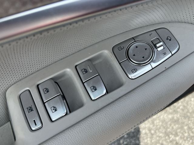 2023 Genesis G70 3.3T