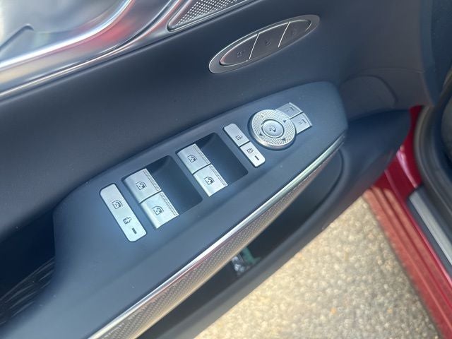 2023 Genesis GV70 2.5T