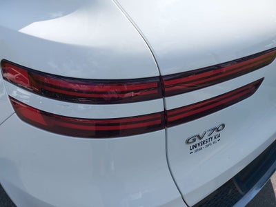 2022 Genesis GV70 2.5T