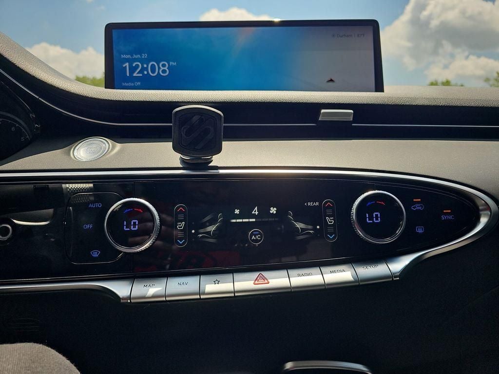 2022 Genesis GV70 2.5T