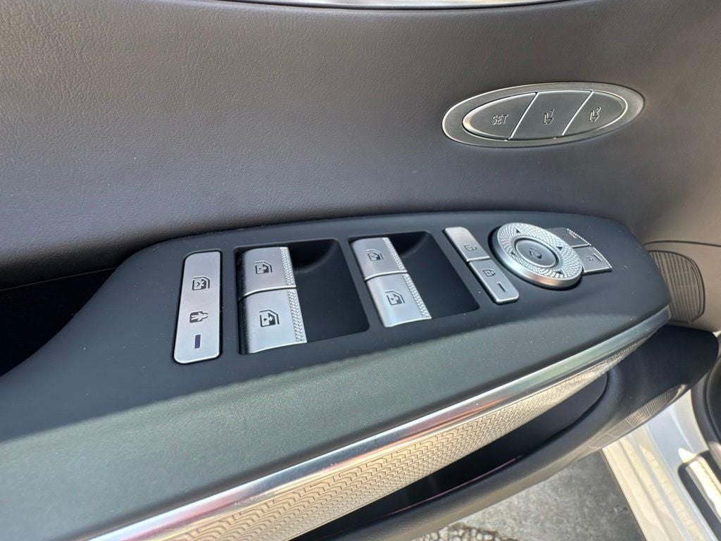 2023 Genesis GV70 2.5T