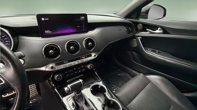 2022 Kia Stinger GT-Line