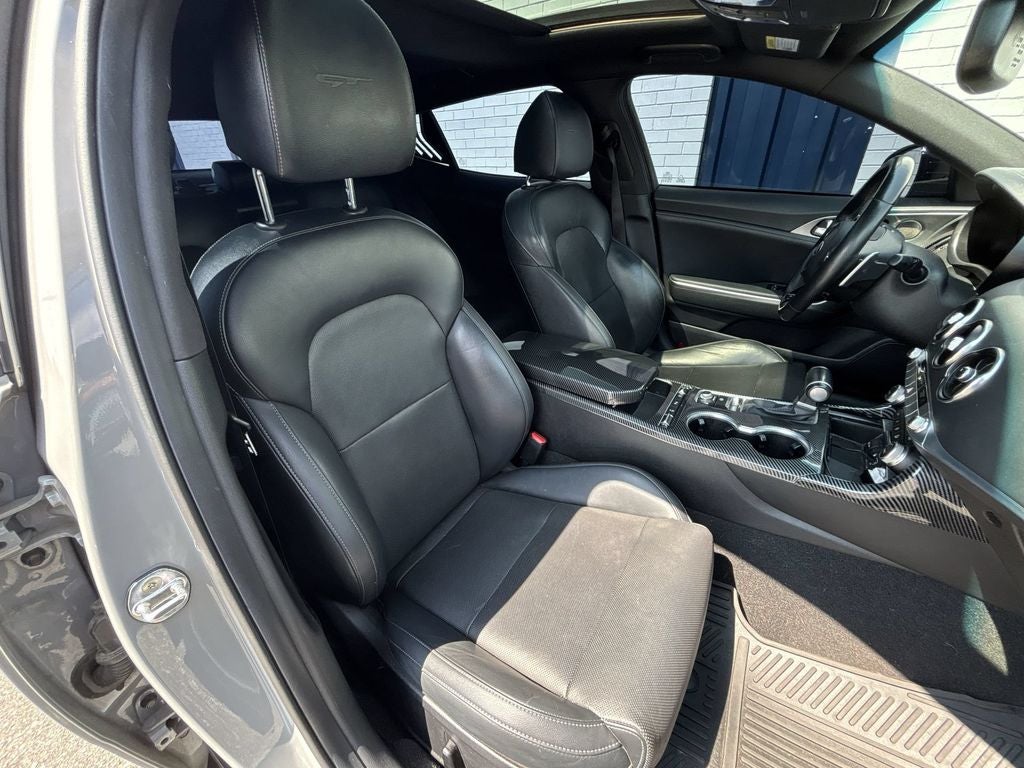 2021 Kia Stinger GT1