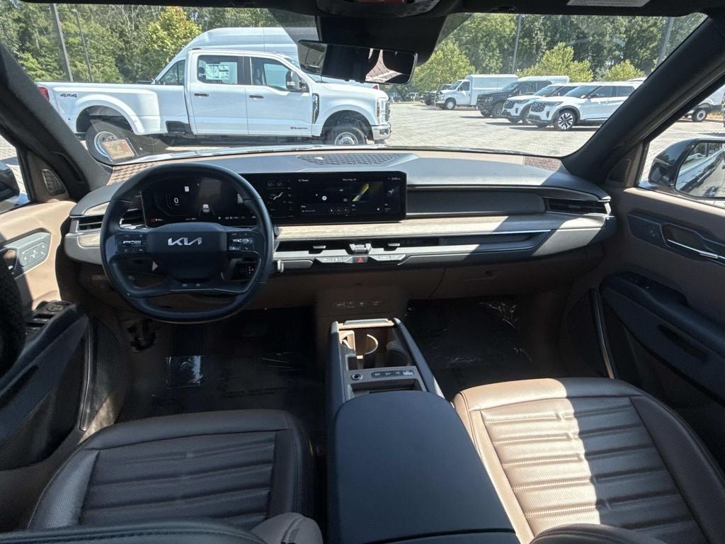 2024 Kia EV9 Land