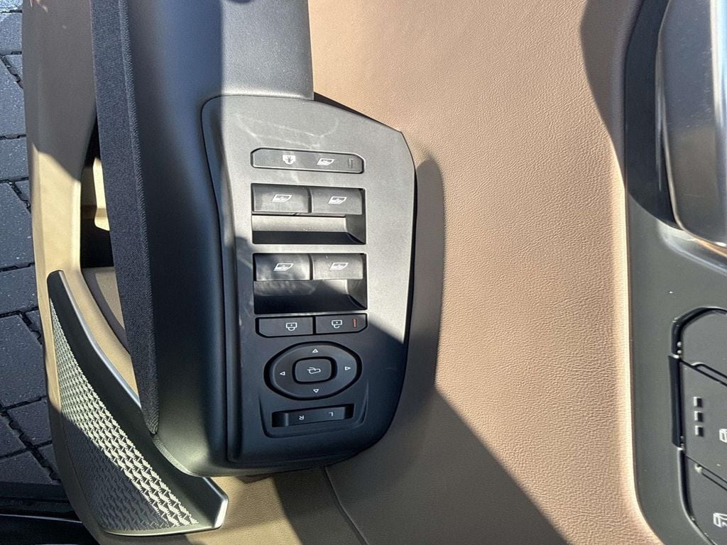 2024 Kia EV9 Land