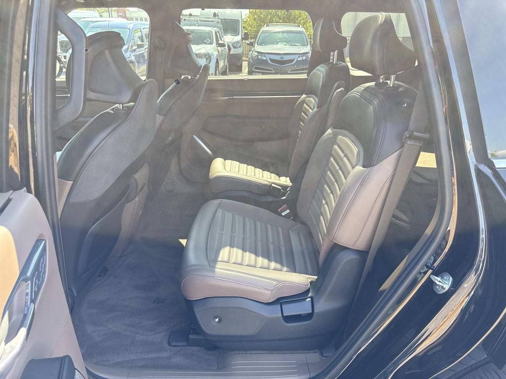 2024 Kia EV9 Land