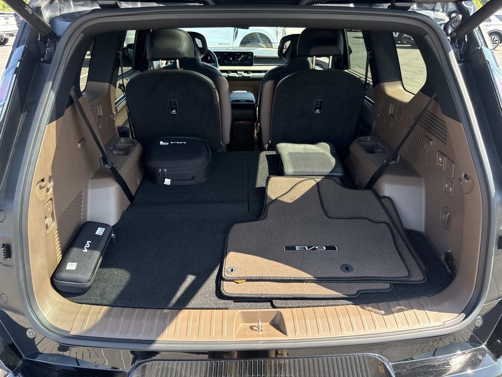 2024 Kia EV9 Land