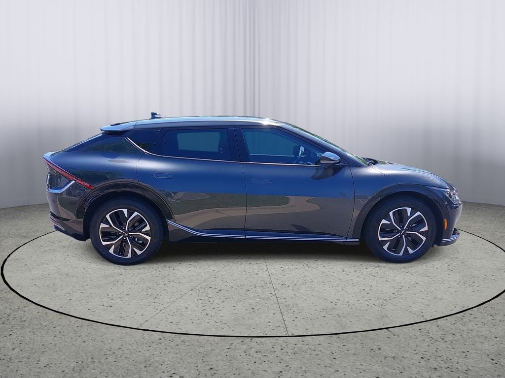 2023 Kia EV6 Wind LONG RANGE RWD