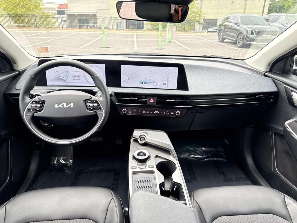 2024 Kia EV6 Light