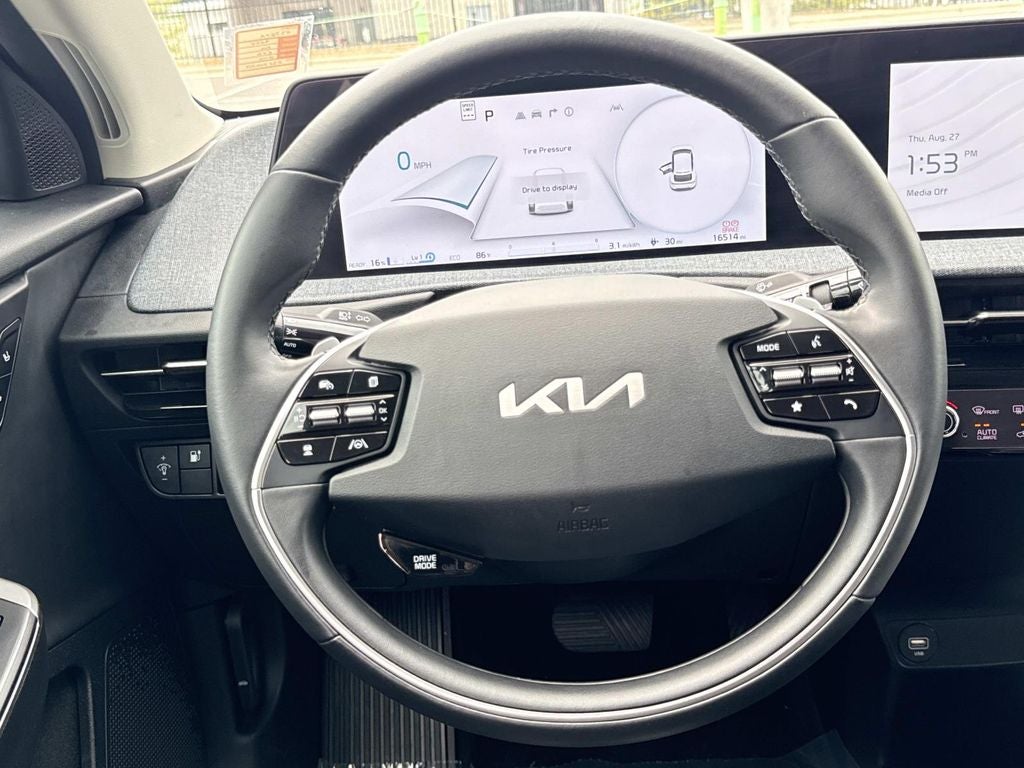 2024 Kia EV6 Light