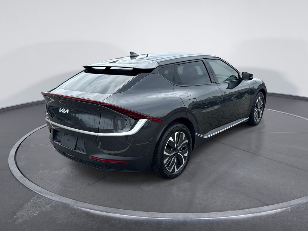 2024 Kia EV6 Light