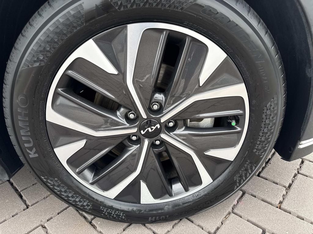 2024 Kia EV6 Light